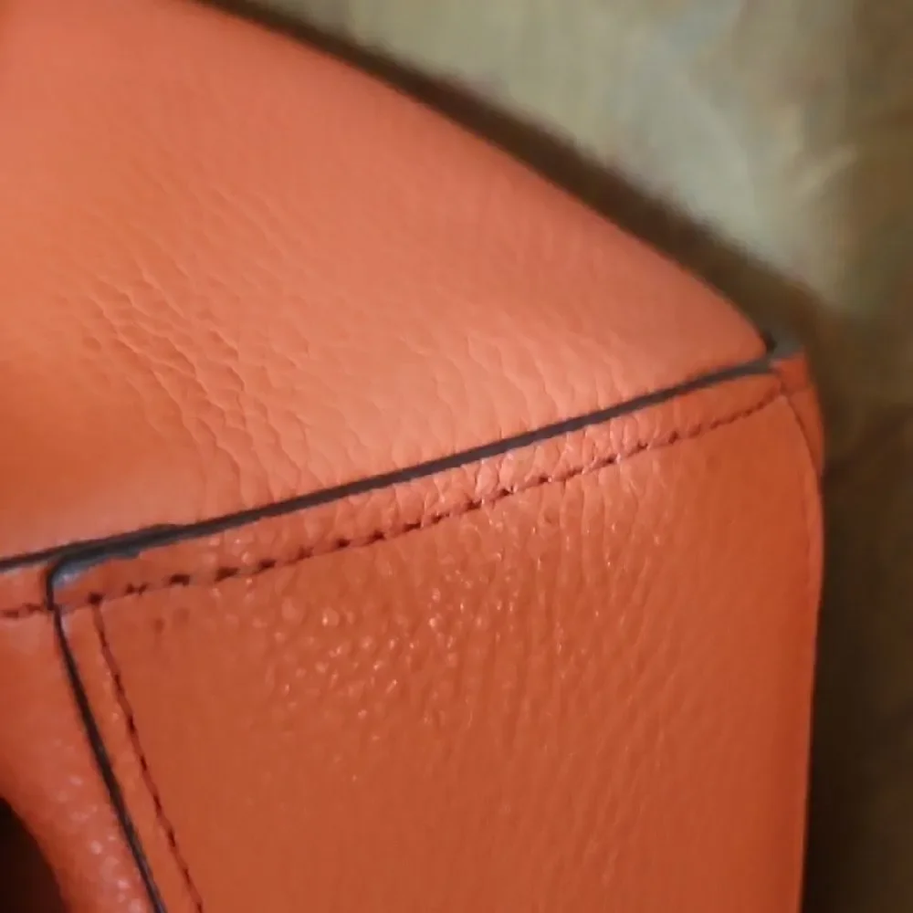 Coach tote coral